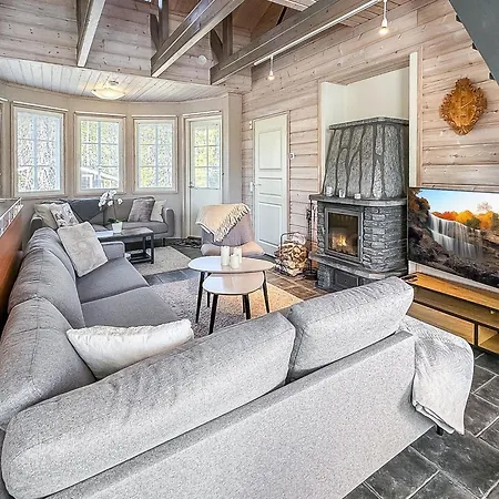 Taikavuosseli By Interhome Рука